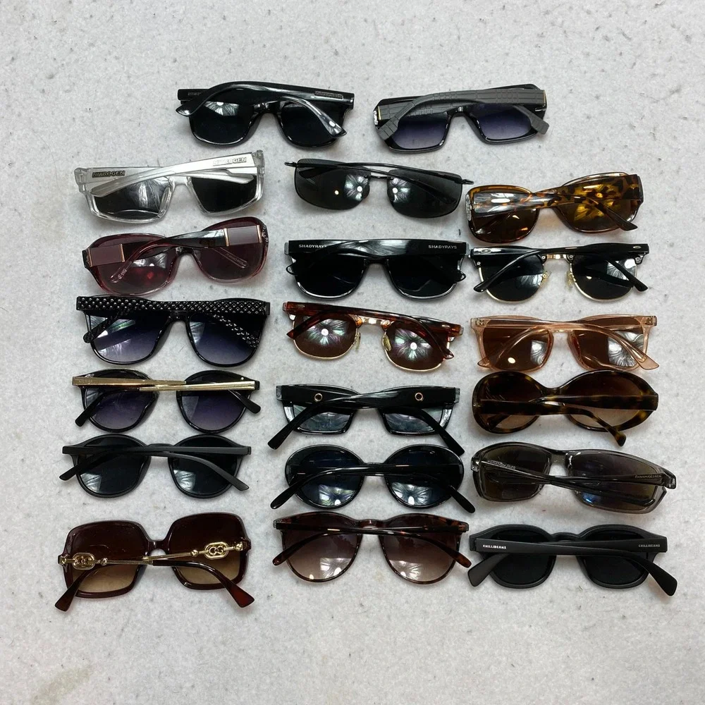 Lot Of 20 Mixed Sunglasses Unisex OS Vince Camuto Shady Rays Panama Jack